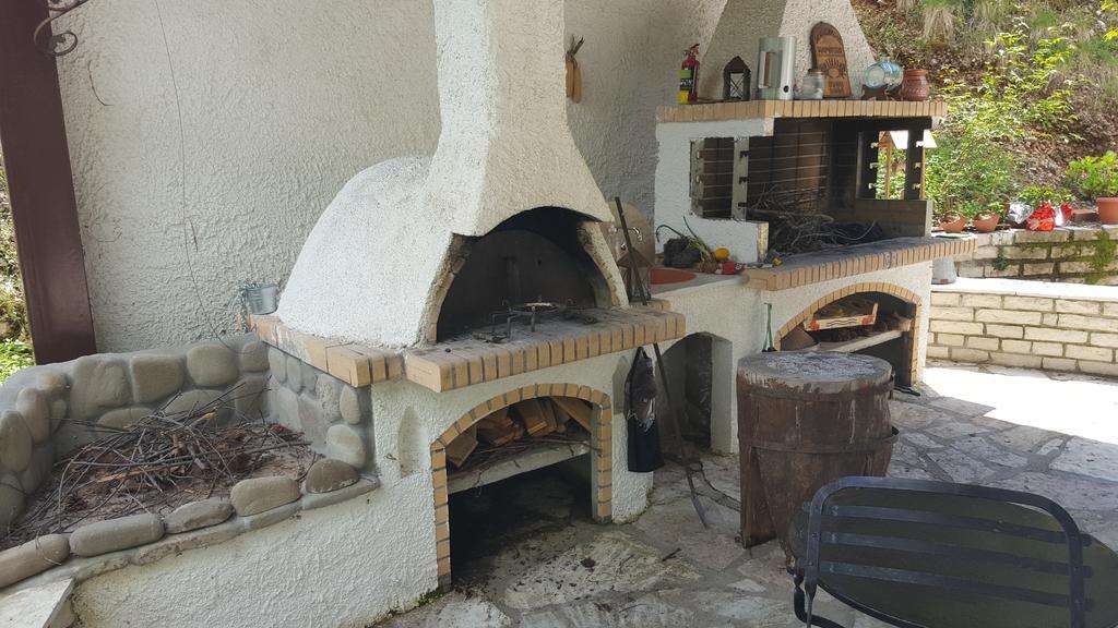 Traditional Guesthouse Marousio Rodavgi Экстерьер фото