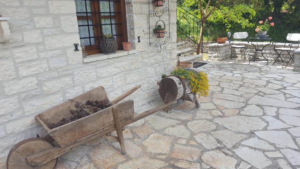 Traditional Guesthouse Marousio Rodavgi Экстерьер фото